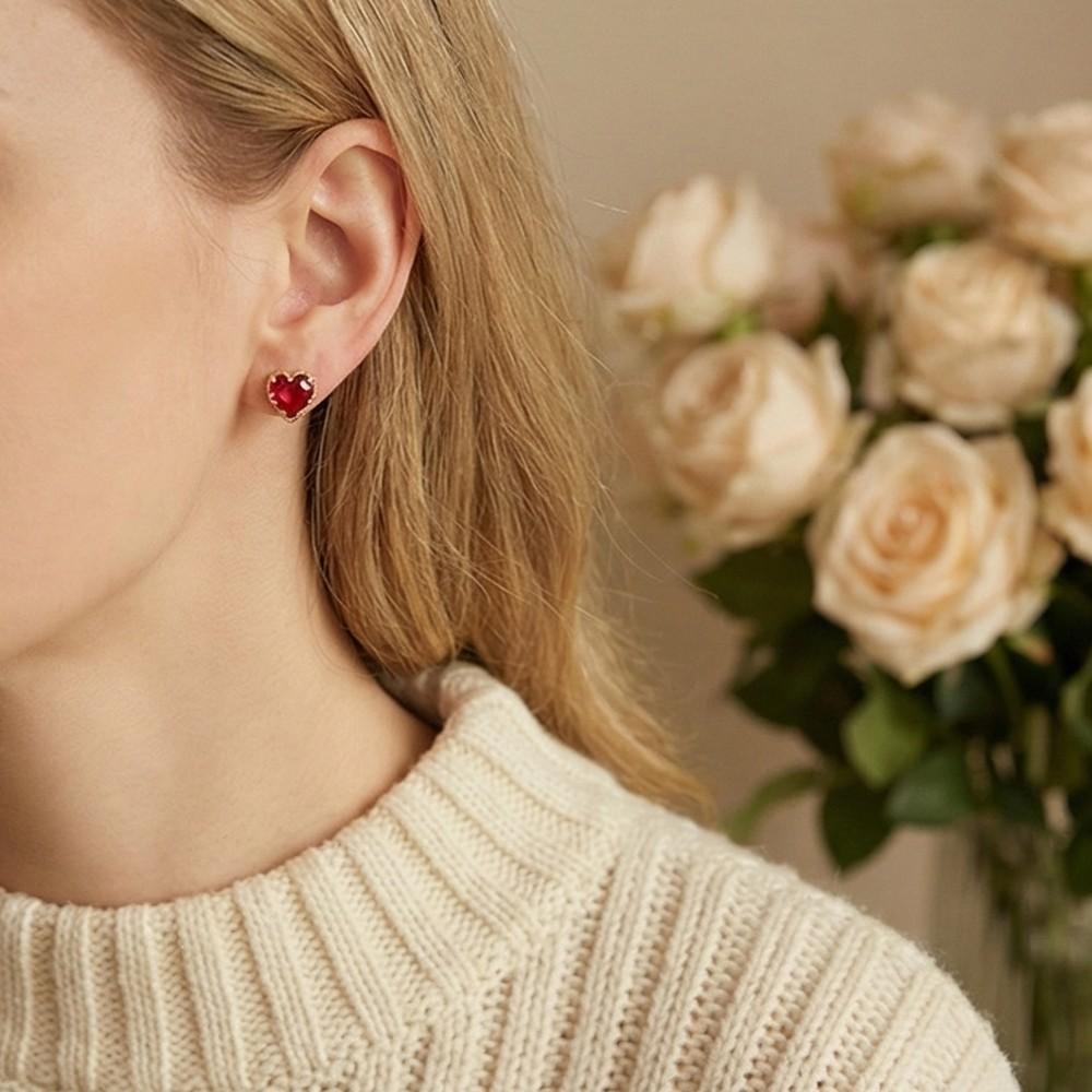 Trendy Silver Stud Earrings For Women Female Red Heart Shape CZ Gold Earings Fashion Ear Jewelry Accessories Gifts