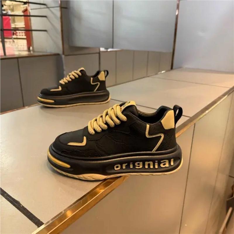 

Color matching dad tide spring new soft-soled lightweight casual board shoes 38 leather shoe size