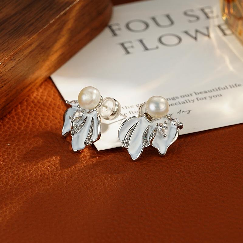 

Серьги-пусеты из натурального пресноводного жемчуга с иризацией - Легкая роскошь, элегантные и универсальные 18K