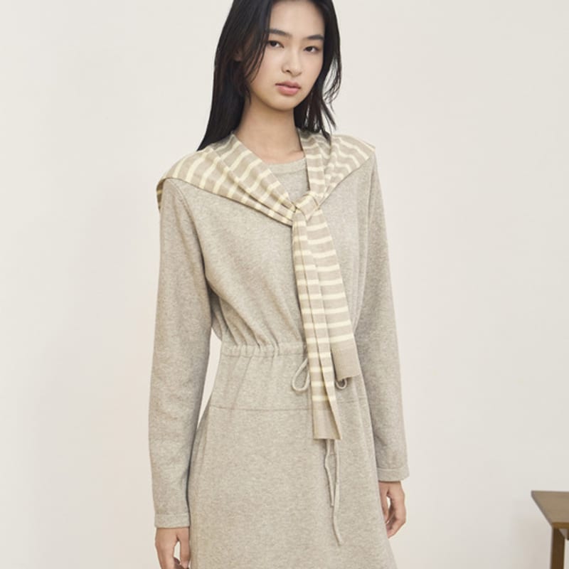 

ISABEY Striped Knit Shawl (VKACB7991) IVP (ivory print)