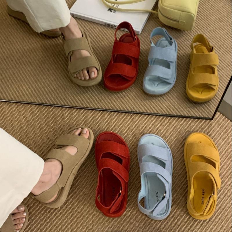 

In the summer of 2025, the new thick-soled one-word with Velcro beach sandals for women s casual open-toe heightening Roman shoe trend 39 абрикосовий