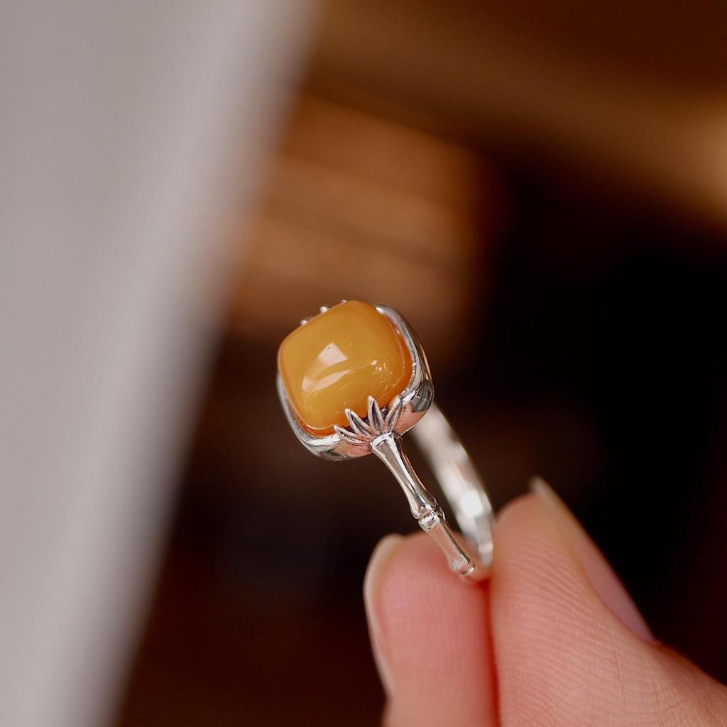 Exquisite S925 Sterling Silver Old Amber Wax Bread Block Ring Stud Earrings