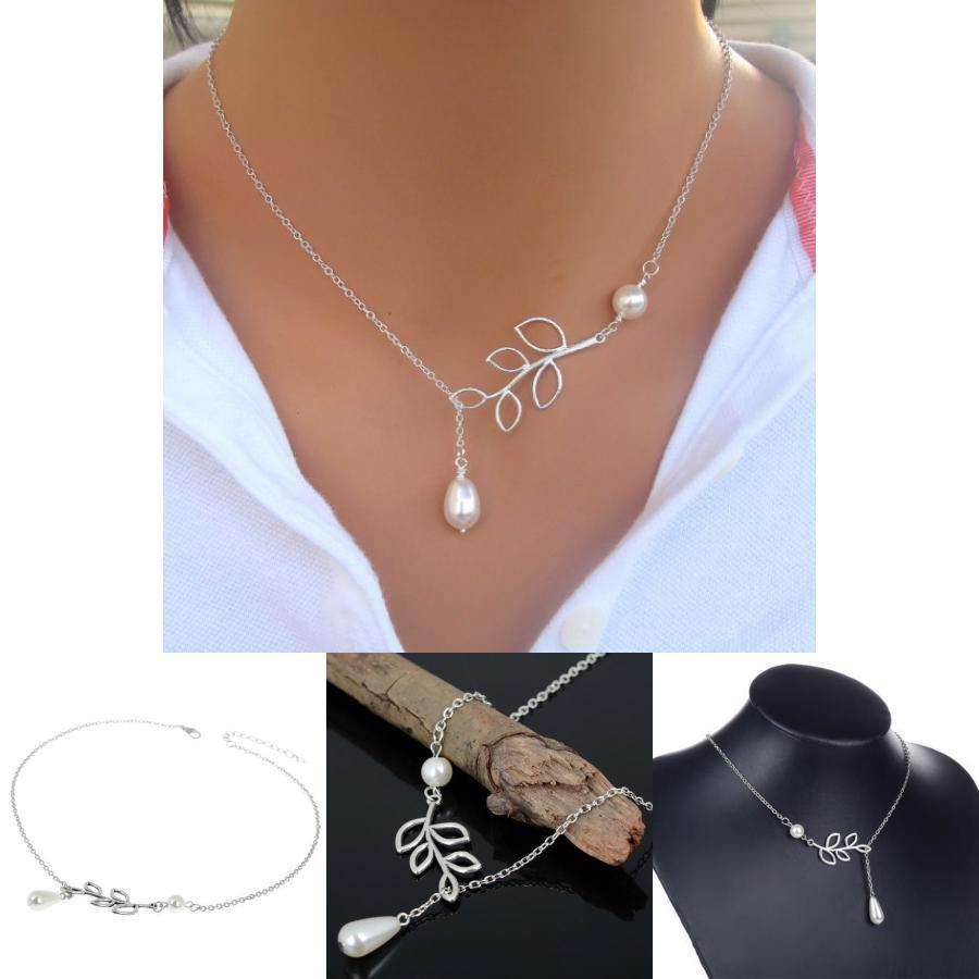 Elegant Pearl Drop Leaf Necklace In Alloy For Fashionable Women And Trendy Styles