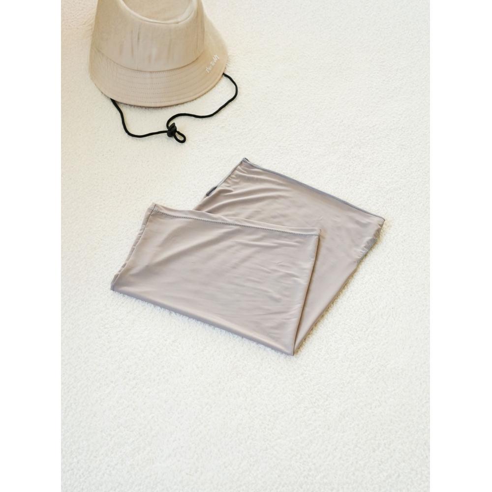 Daiso Cool Earring Sports Muffler Light Gray