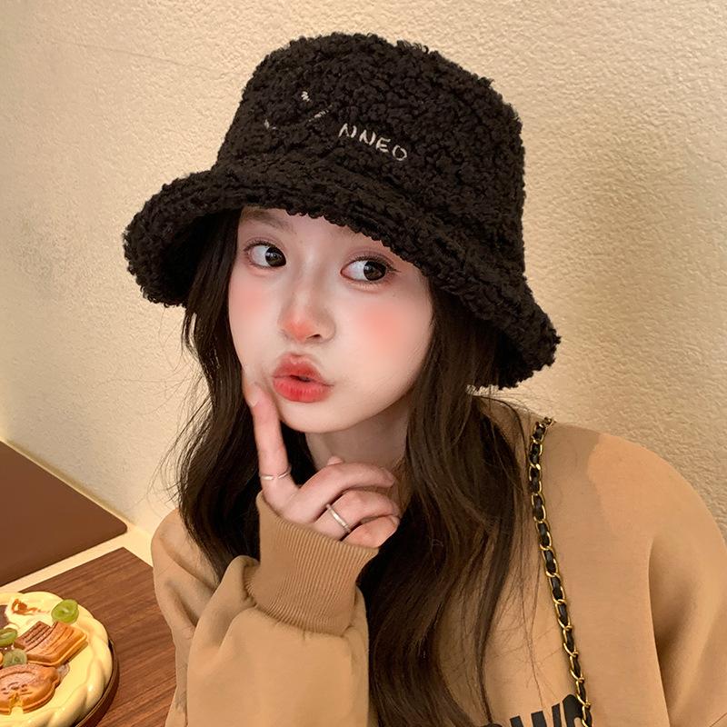 

Autumn and Winter Hats for Women Korean Style Trendy Lamb Plush Fisherman Hats Versatile and Warm Japanese Outdoor Basin Hats M（56-58cm）