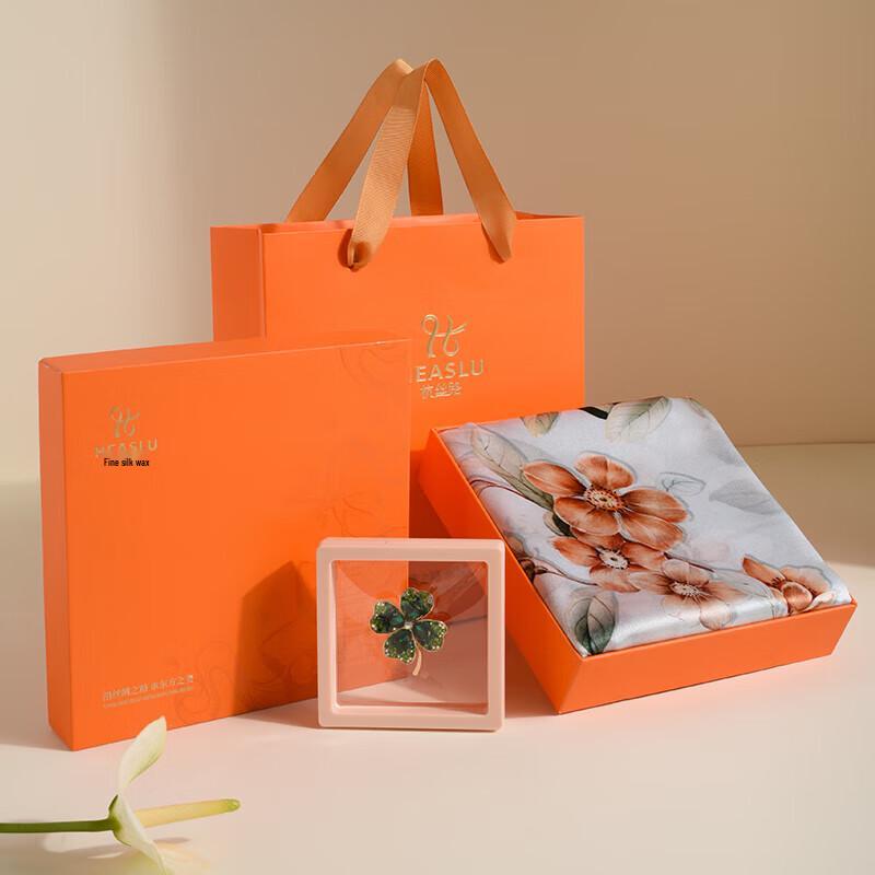 

Hangsilu Women s Silk Scarf Gift Set