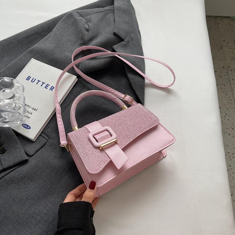 

Модная текстурная сумка для通勤 2025 ранняя осень новая зарубежный стиль универсальная корейская версия сумка через плечо мессенджер маленькая квадратная сумка тренд розовый