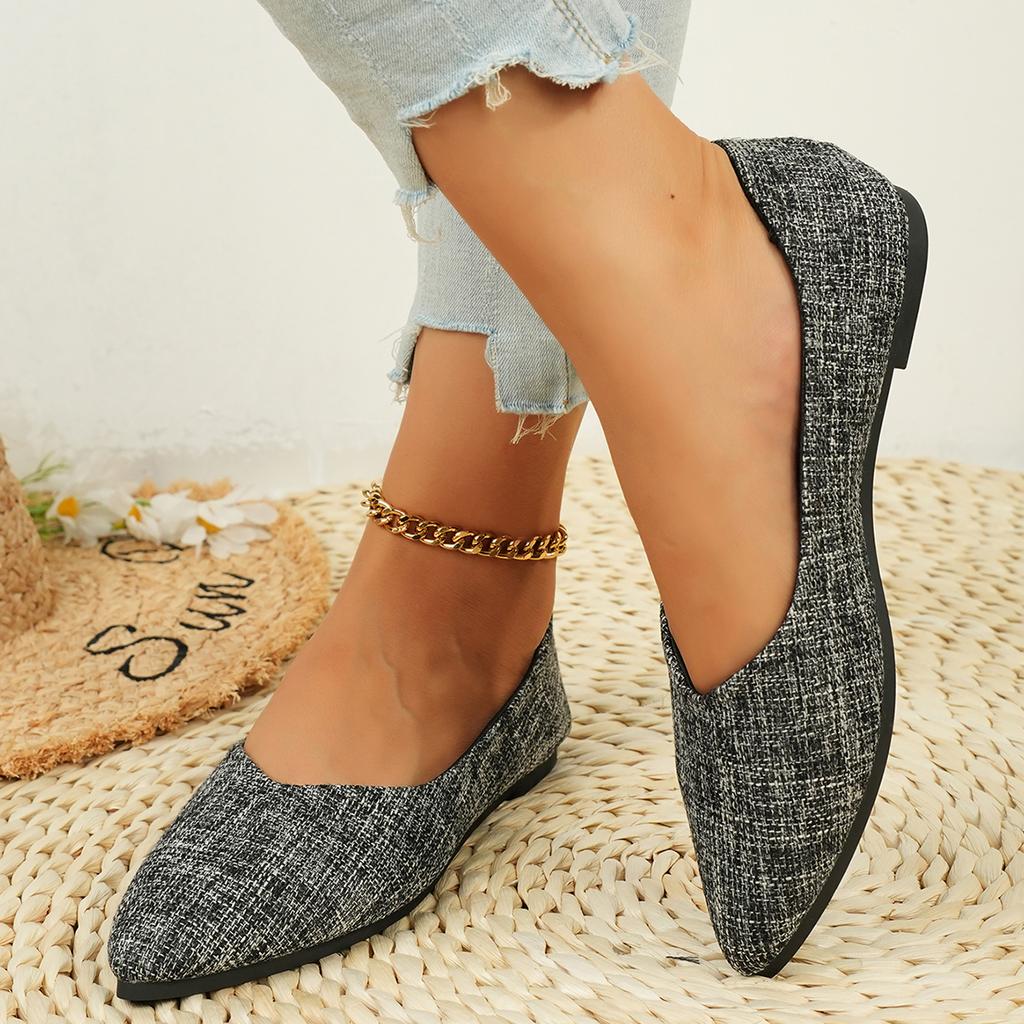 Fashion 2024 Fashion Slip on Loafers Breathable Summer Ballet Shallow Women Soft Bottom Pointed Toe Flats Shoes Big Size Shoes for Women