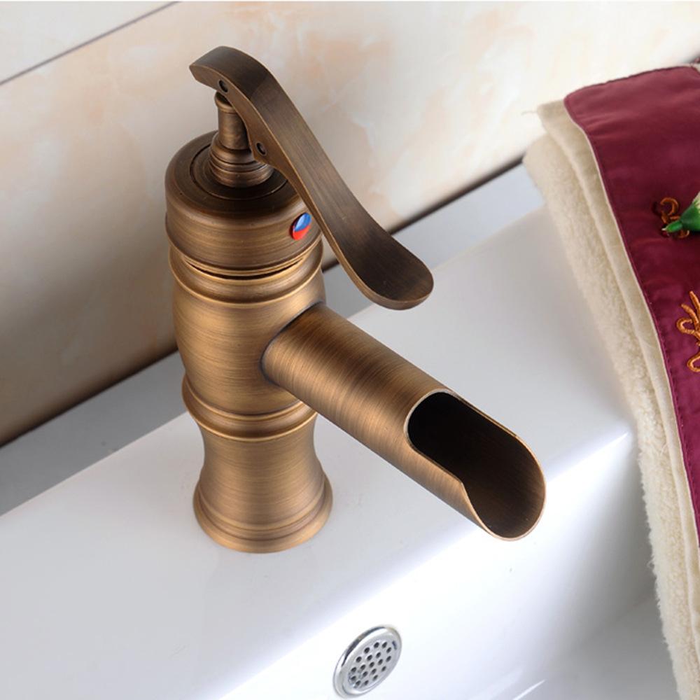 All Brass Luxury Single-hole Antique European Bathroom Sink Cold and Hot Water in the Washroom Basin Faucets Mixer Sink Tap