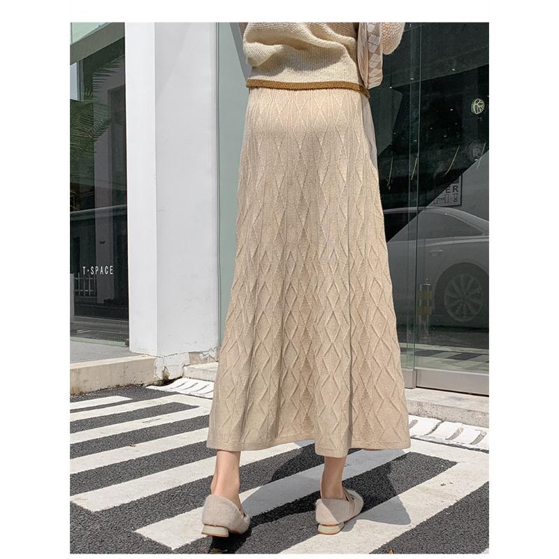 Women's Autumn and Winter Mid-length Wave Diamond Knit Half-body Skirt