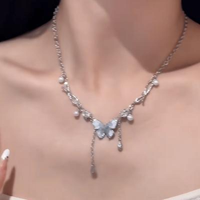 Super Unsterbliche Schmetterling Kristall Halskette Damen Leichter Luxus Nischen Design Sinn Neue Quaste Schlüsselbein Kette Premium Halskette Schmuck