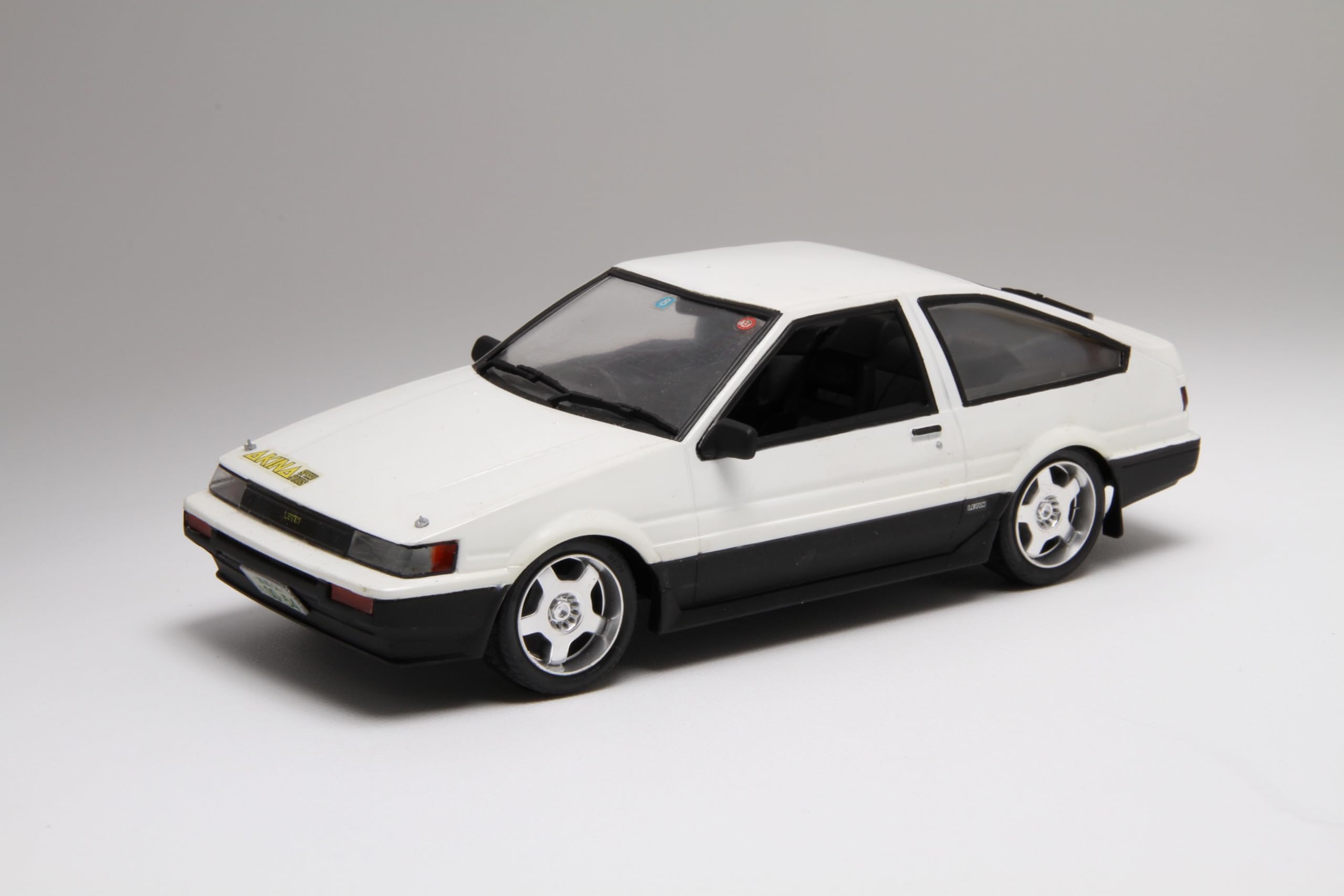 

Initial D Series Hachigo Levin Itsuki Takeuchi Plastic Model 1/24 No.8
