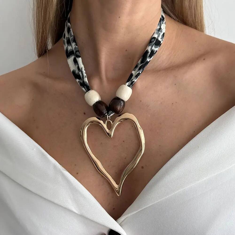 IngeSight.Z Vintage Leopard Print Irregular Big Heart Pendant Necklace Women New Trendy Sweater Choker Chain Accessories Jewelry