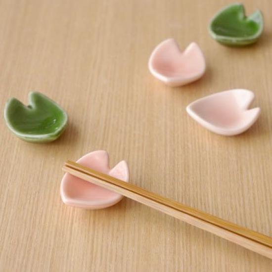 Tableware East Chopstick Petal and Set of 5 Rests, Peach,