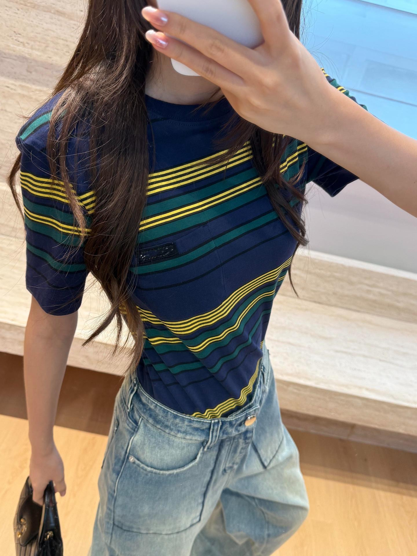 

Stylish Striped Short Sleeve Women s Retro T-shirt with Logo Patch Embroidery Medium