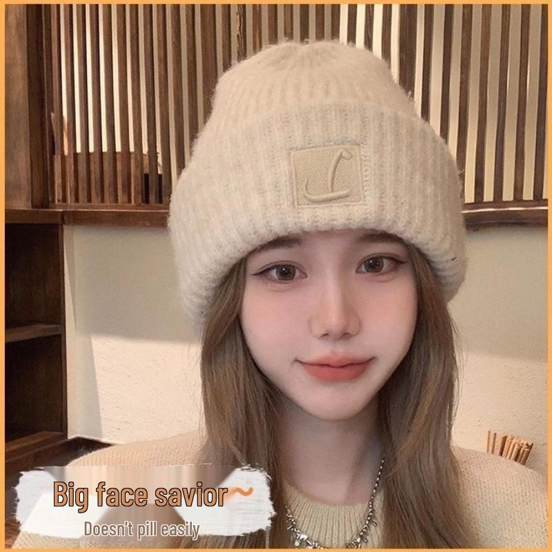 Newcomer Discount: Cozy Autumn/Winter Beanie - Face Slimming, Knitted with Earflaps