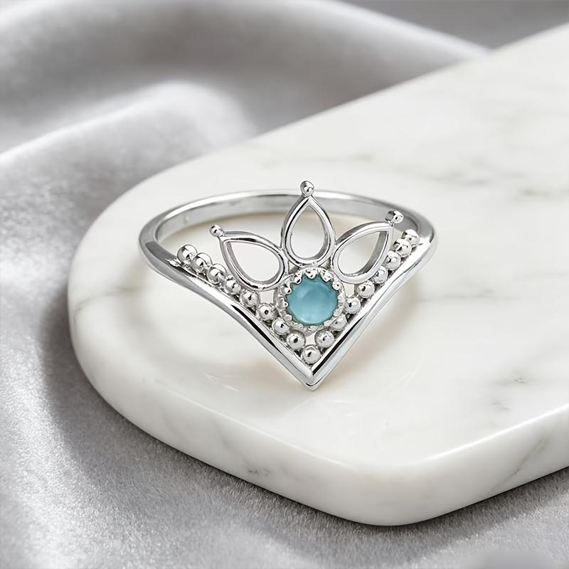 1PC Lotus Crown Ring for Women Available in Gold and Silver Colors Light luxury and exquisite style hollow ring with green and blue zircon inlay