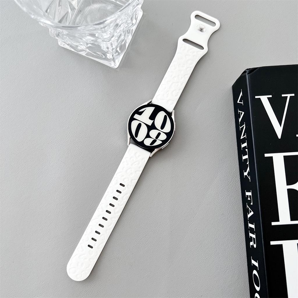 20mm 22mm Leopard Engraved Band for Samsung Galaxy Watch 6 5 4 40mm 44mm Gear S3 Silicone Cute Strap 6Classic 43mm 47mm Active 2