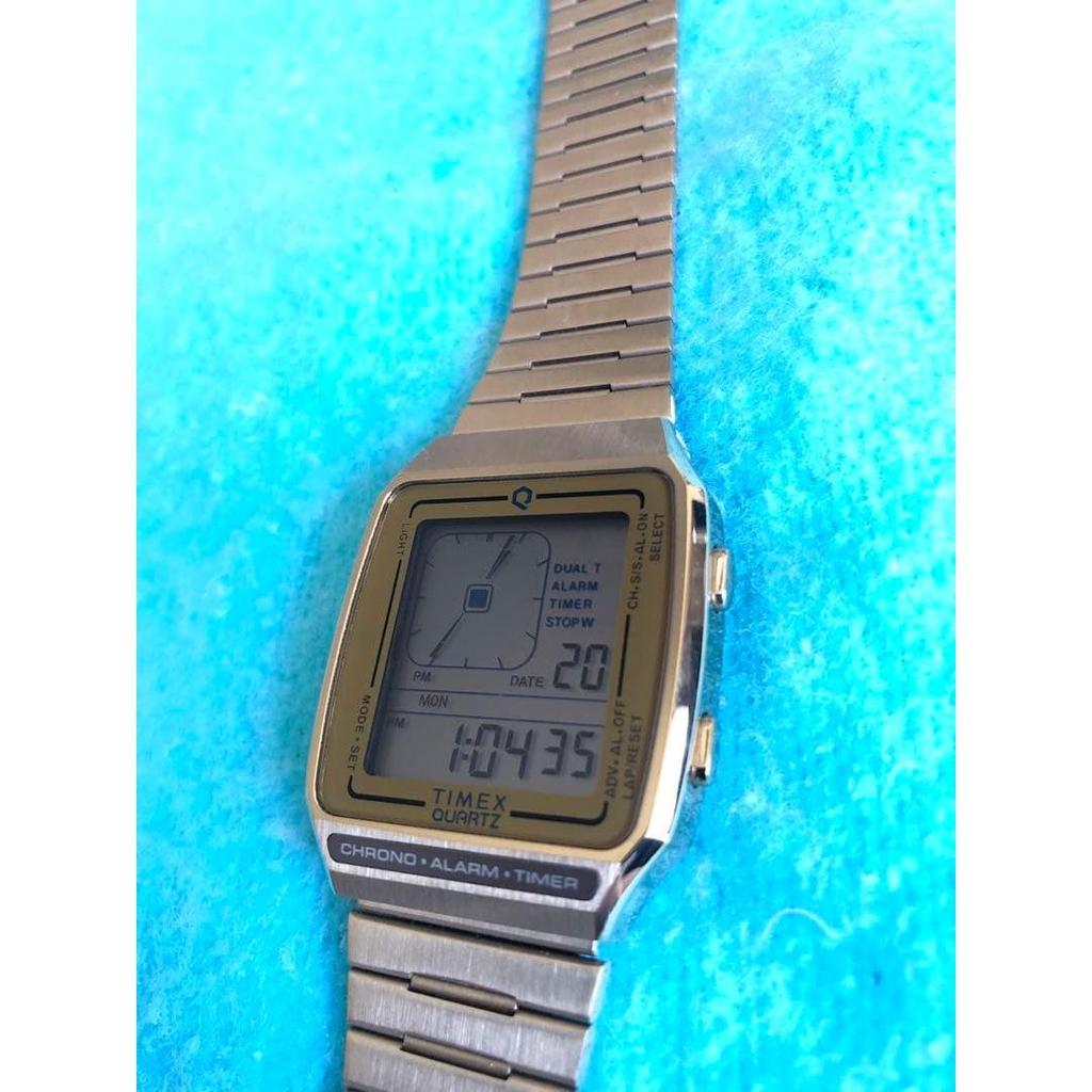 Used TIMEX Q digital watch body
