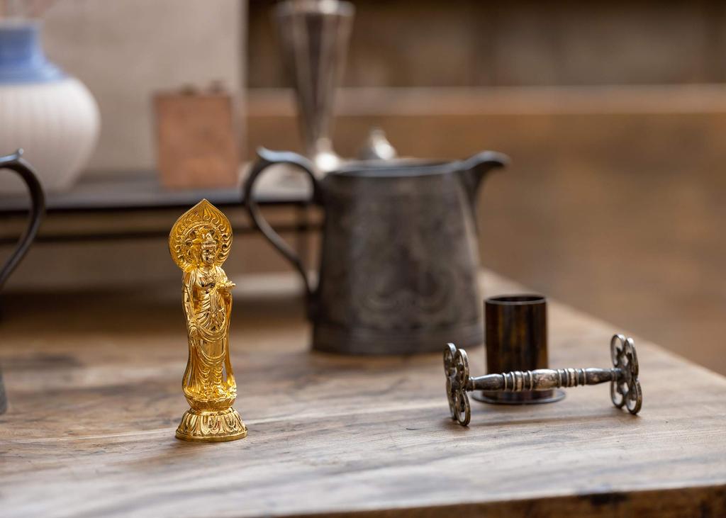 Buddhist statue of Shokannon Bodhisattva, 10cm (gold plated24k gold), sculptor: Shuun Makita, model: "Tendai, Shingon, Rinzai sects", Takaoka