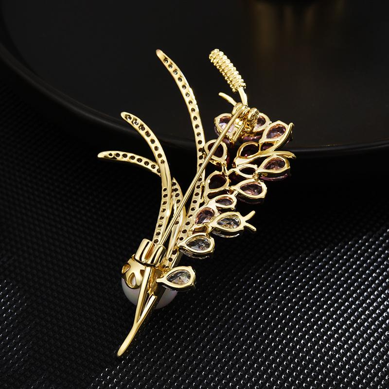 Korean Version Of The New Color Zircon Wheat Ear Brooch High-End Fashion Light Luxury Garnet Red Bouquet Corsage Suit Accessories