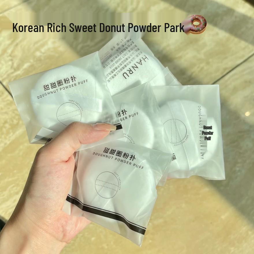 

GECOMO Dual-Use Water Drop Finger Puff Face Concealer - 2 Mini Dry/Wet Close-Fitting Pieces