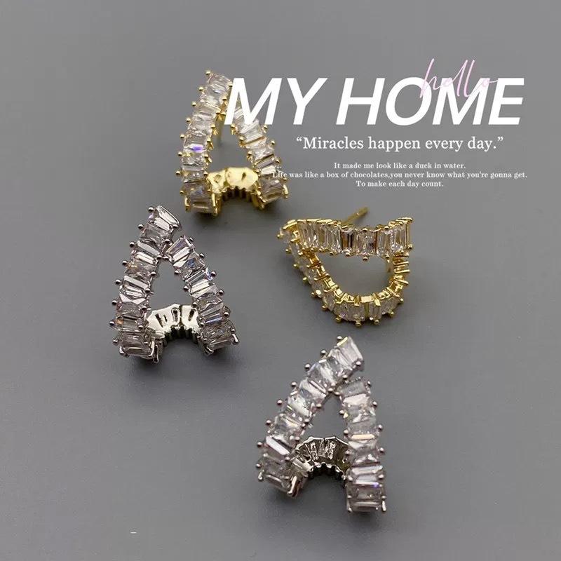 Korean design high-end sense small exquisite stud earrings women's light luxury retro earrings niche silver needle ear jewelry in