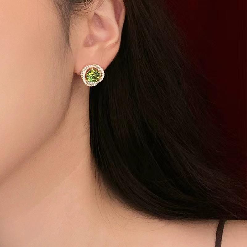 High-End Garnet Red Zircon Diamond 3D Hollow Fashion Earrings for Women