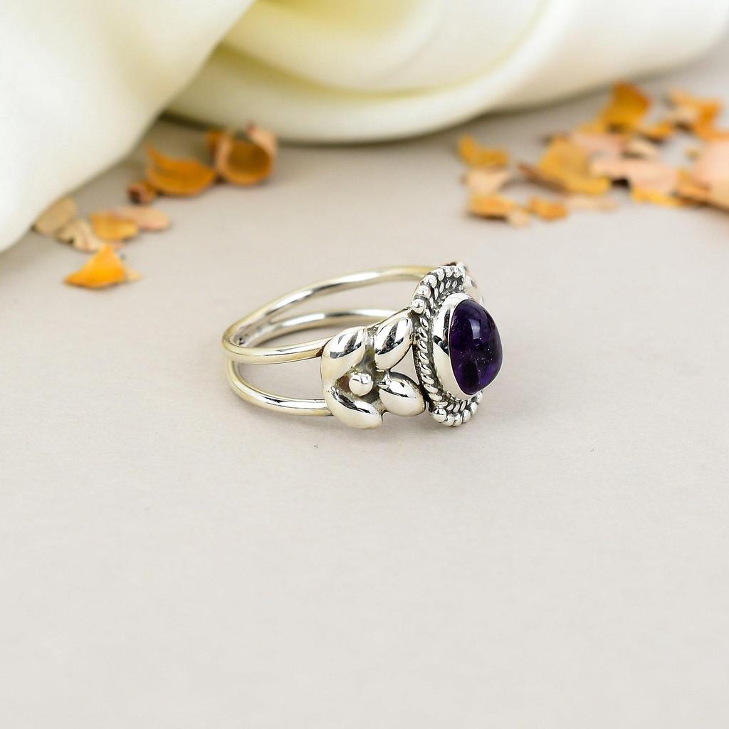 925 Sterling Silver Amethyst Oval Shape Purple Gemstone Ring For Women