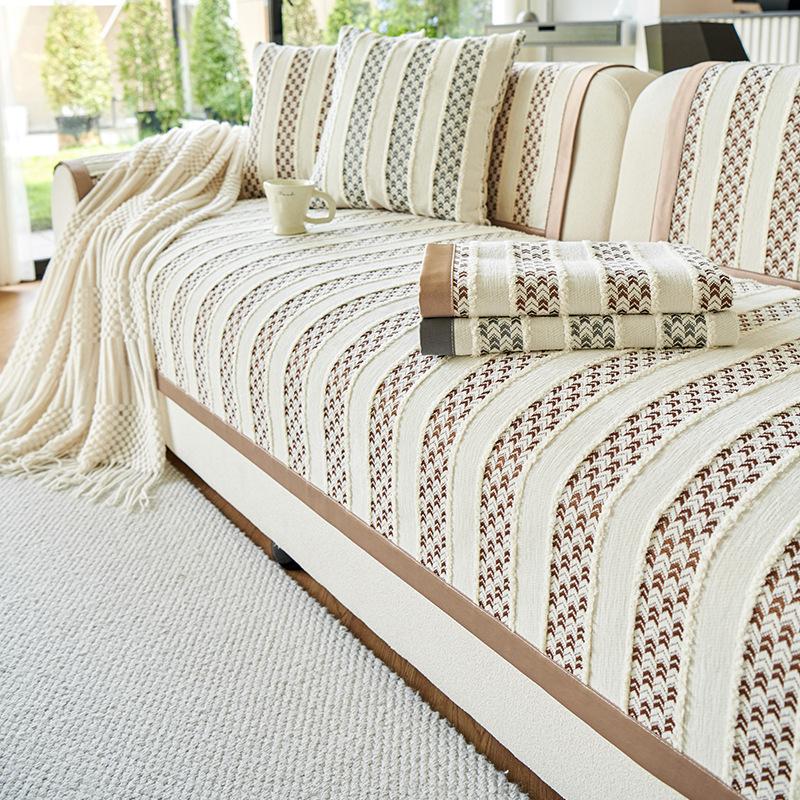 Chenier Sofa Cushion Is Universal In All Seasons, Retro High-End Non-Slip Sofa Cover New Backrest Cover Cloth Towel