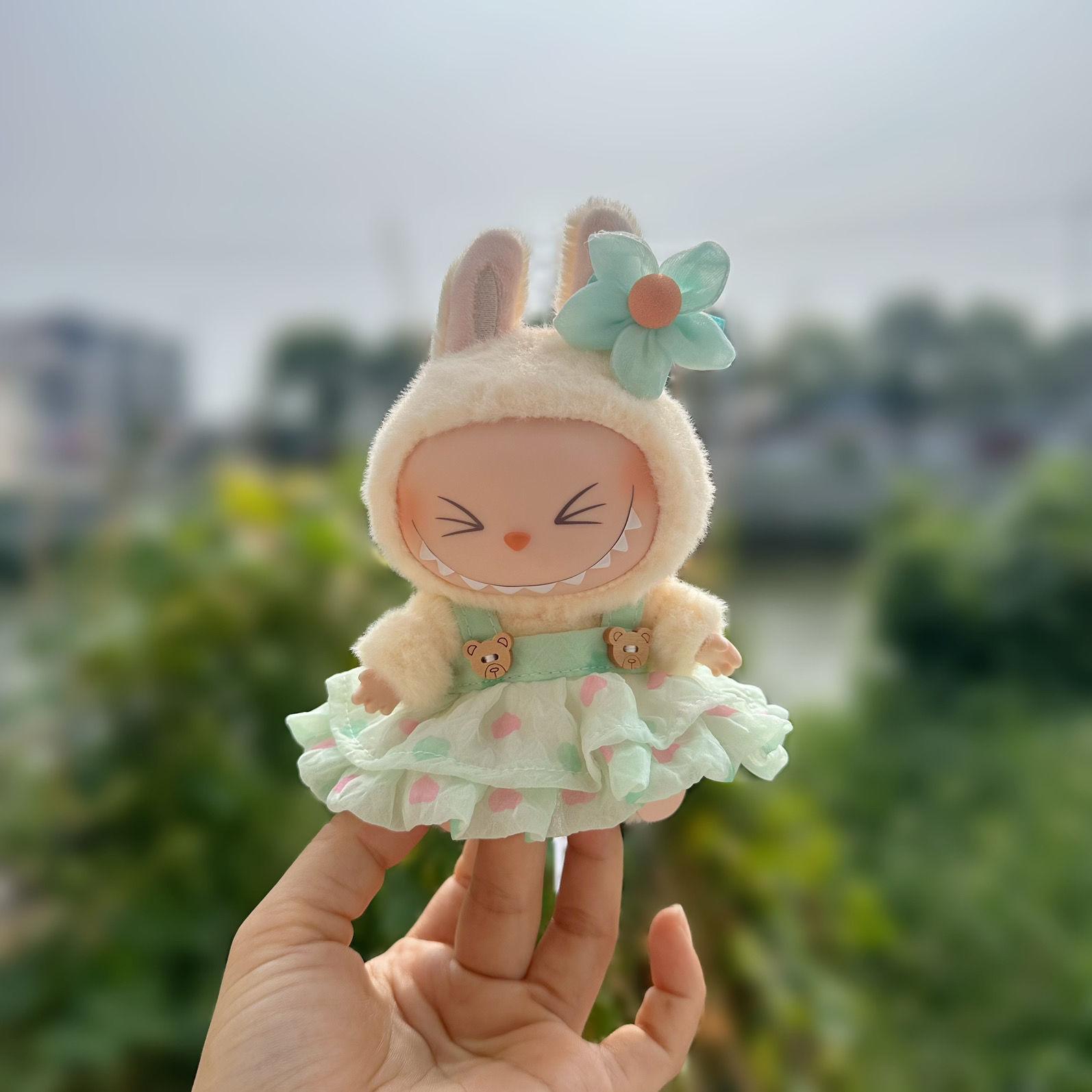 

Сидящая Вечеринка Второе Поколение Лабубу Подвеска Одежда Тянущая Ткань Виниловая Кукла Блайнд Бокс Детское Платье only clothes