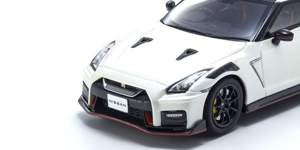 Kyosho Original Nissan NISMO 2022 White 1/43 GT-R (Finished Model)