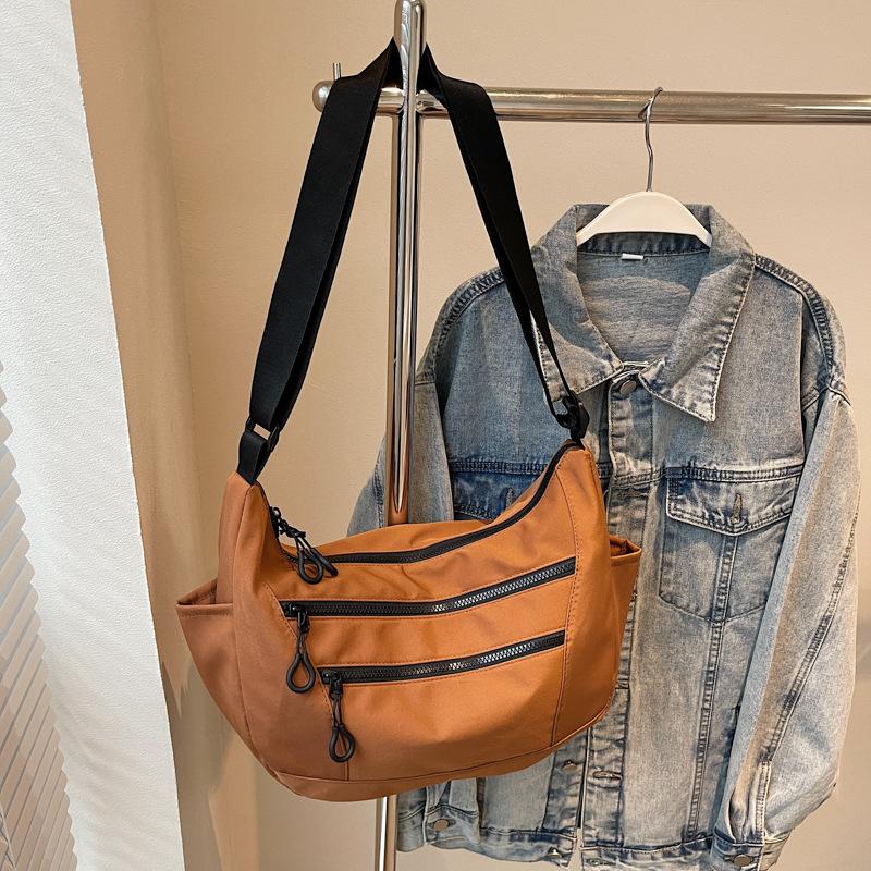 Students Commute To Class Large-capacity Messenger Bag Women's Casual Fashion Shoulder Bag 2025 New Simple and Fresh Cloth Bag