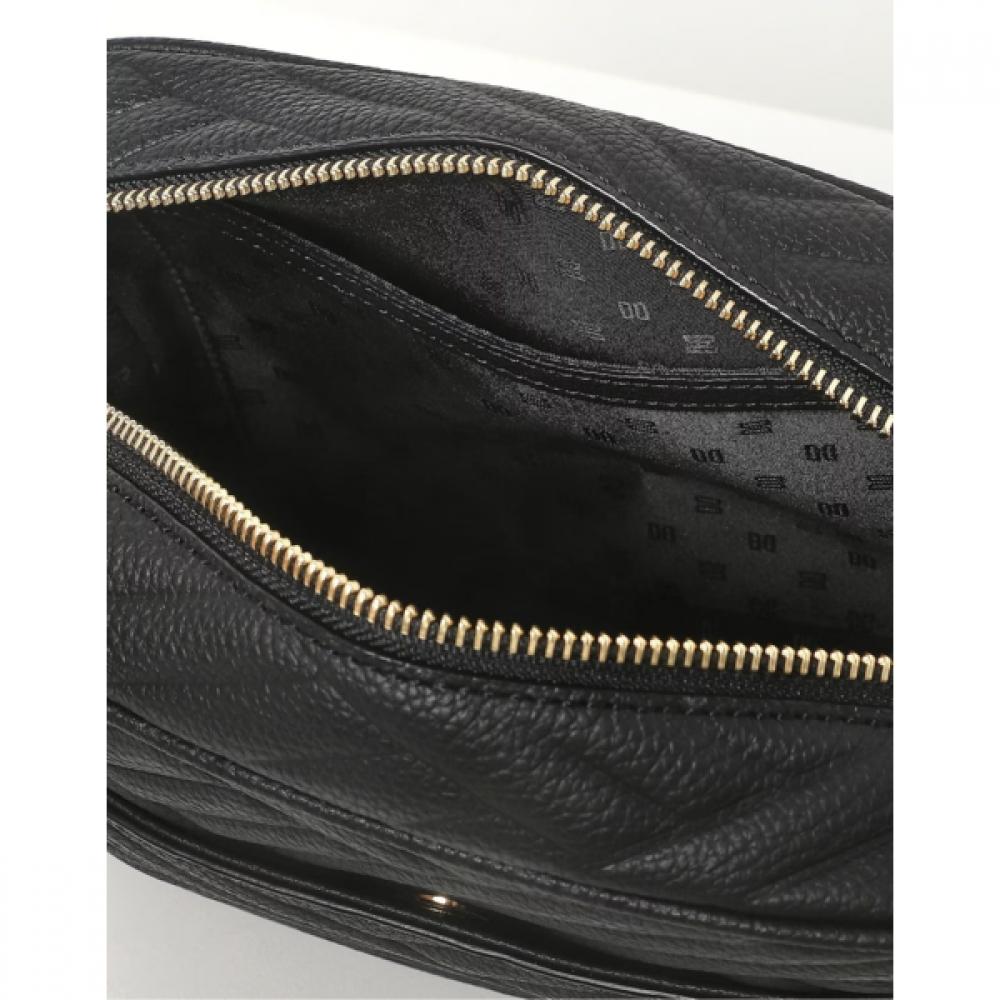 Daks Black Leather Chain Crossbody Bag Dcba2f361bk