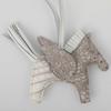 Breloque Pégase en Cuir de Crocodile Siamois: Accessoire Pony Cousu à la Main pour Sacs de Femmes