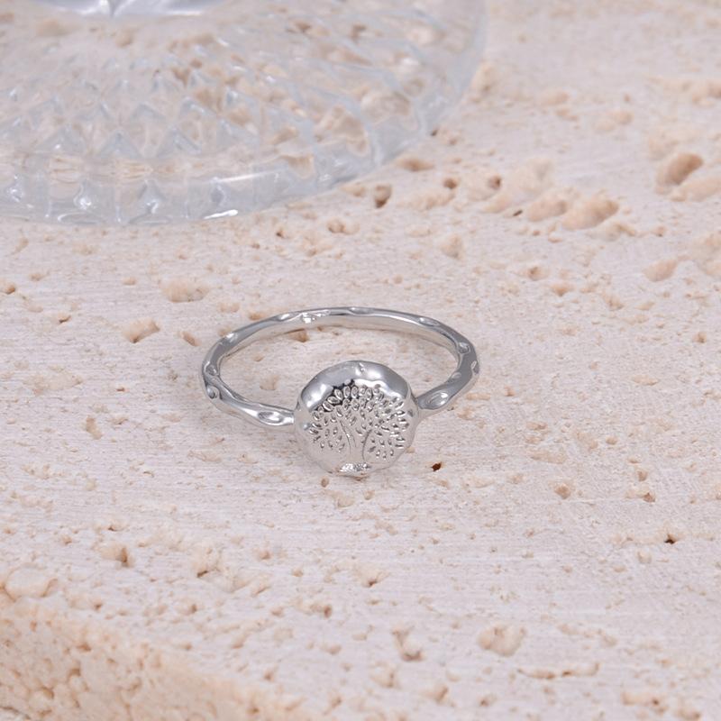 

2025 New Fashion Simple Flower Ring INS Style Niche Design Unisex Ring Factory Wholesale Style