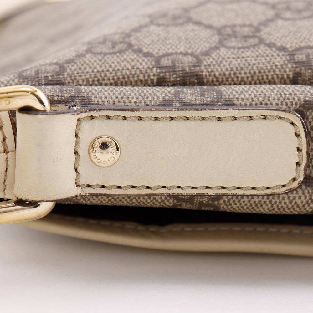 GUCCI Shoulder Bag 223666 beige GG Supreme Canvas unisex Used