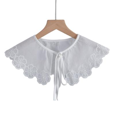Lolita für Puppe Falscher Kragen Schal Schal Stickerei Blume Schulterwickel Halbes Hemd Dekoratives Poncho Cape für Frauen Gir
