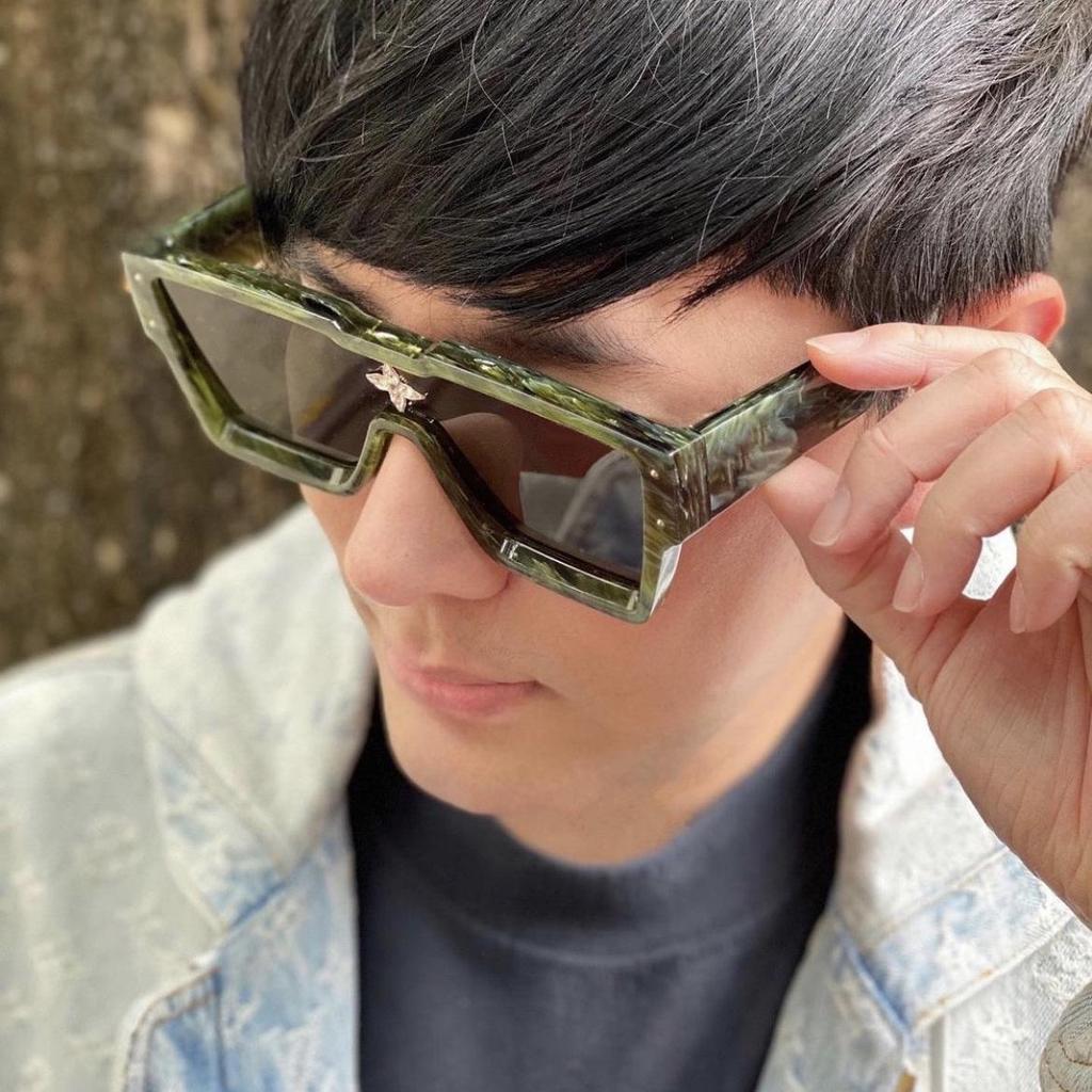 2022 Módní sluneční brýle s velkým rámem pro ženy vcelku s kamínky