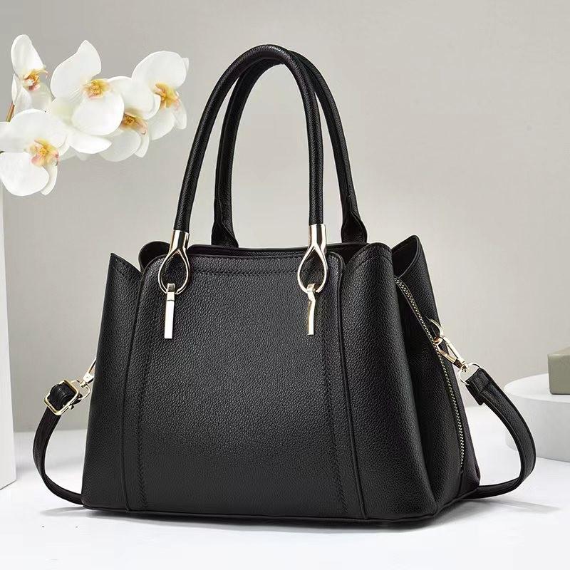 Fashionable Large Capacity Pu Shoulder Bag With Stylish Stitching And Chic Design