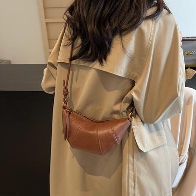 Niche Croissant Bag Women's New Versatile Casual Dumpling Bag Fashionable Shoulder Messenger Bag