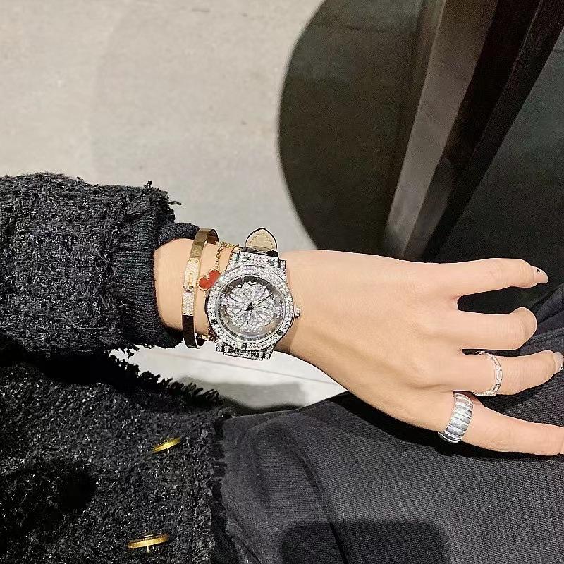 Times Come And Go, Watches Full Of Diamonds, Gypsy Stars, Diamond-Encrusted Personalized Hollow Watches, Women'S Watches