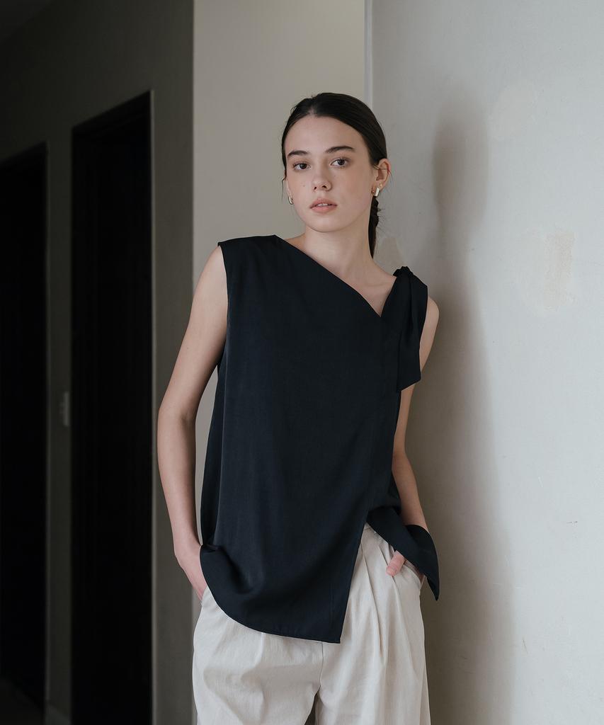 YOUNESS Black Asymmetric Blouse