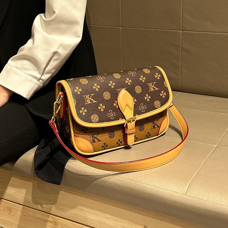 Classic Retro Versatile Presbyopia Shoulder Bag Women's Light Luxury Printed Letter Bag Fashion Underarm Bag Crossbody Small Square Bag