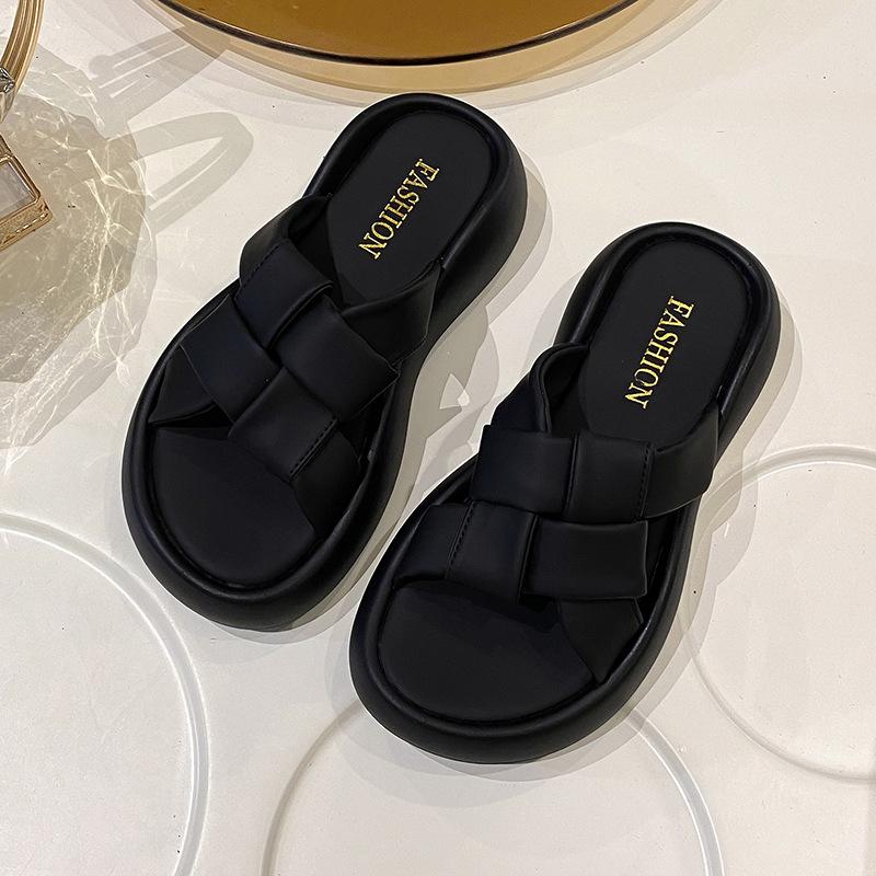 

Thick-bottomed cool slippers women s summer wear new casual fashion comfortable beach slippers 35 чорний