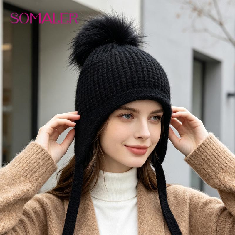 SOMALER Women‘s Winter Knitted Wool Hat with Pompom Hip Hop Style Casual Beanie
