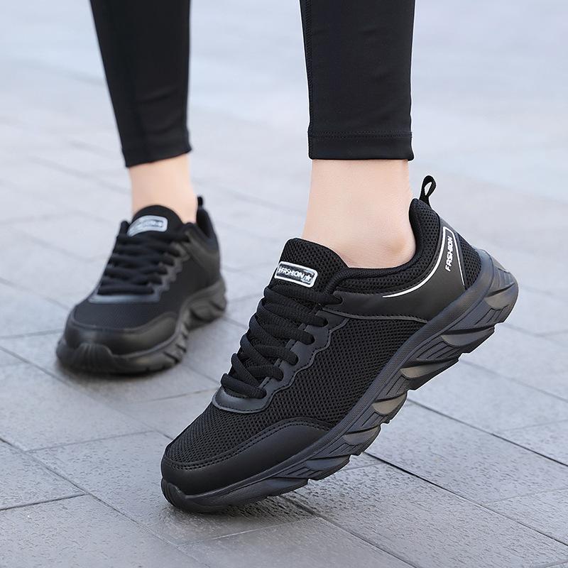 Spring and Summer New Breathable Mesh Shoes Lightweight Fashion Running Sports Shoes Women's Casual Travel Shoes Trendy Shoes