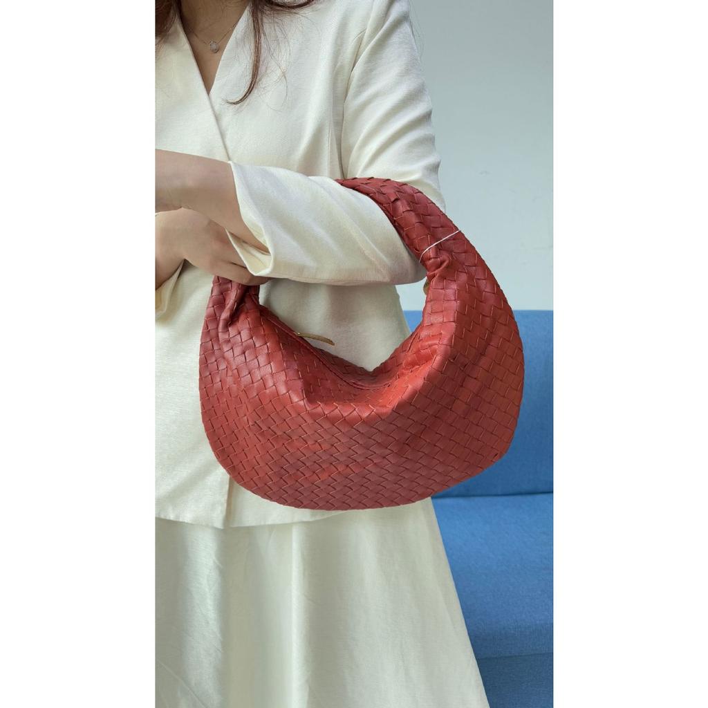 Popular hand-woven tote bag 2025 new portable underarm bag women's versatile dumpling crescent bag