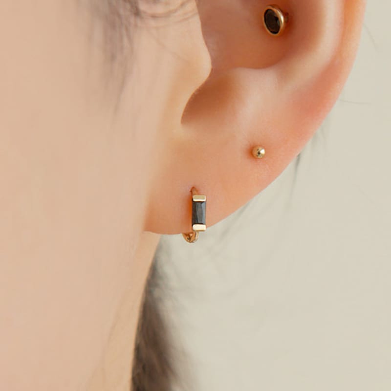 LUNNE 14k Baguette-cut Cubic One-Touch Earrings (14k Gold) A09