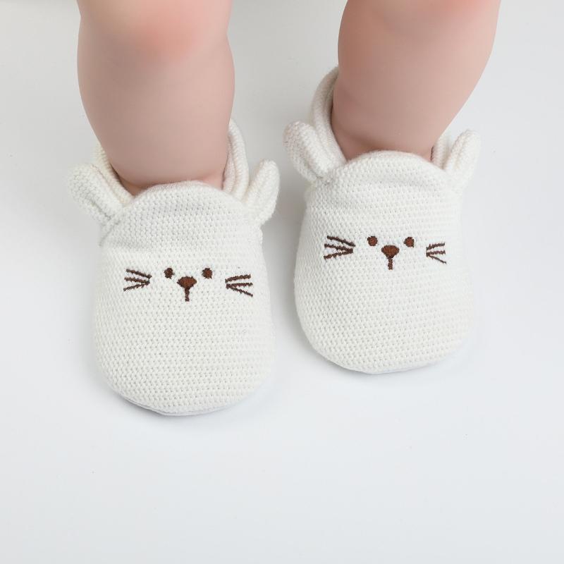 

Обувь для маленьких девочек, повседневная однотонная нескользящая детская обувь с мягкой подошвой и мультяшным рисунком для малышей 3